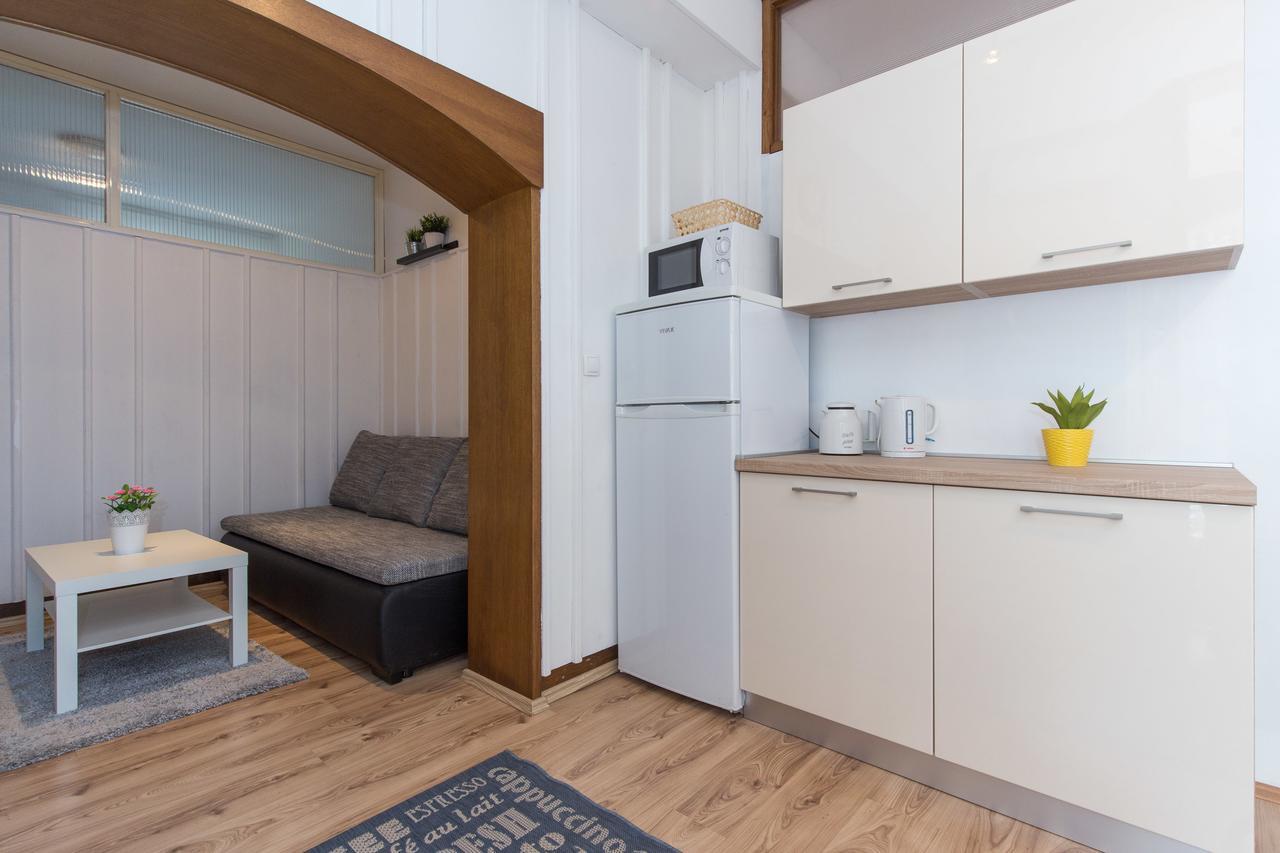 Apartments Pavic Malinska Ngoại thất bức ảnh