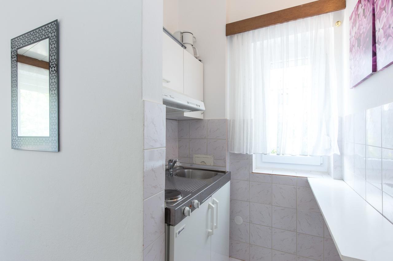 Apartments Pavic Malinska Ngoại thất bức ảnh